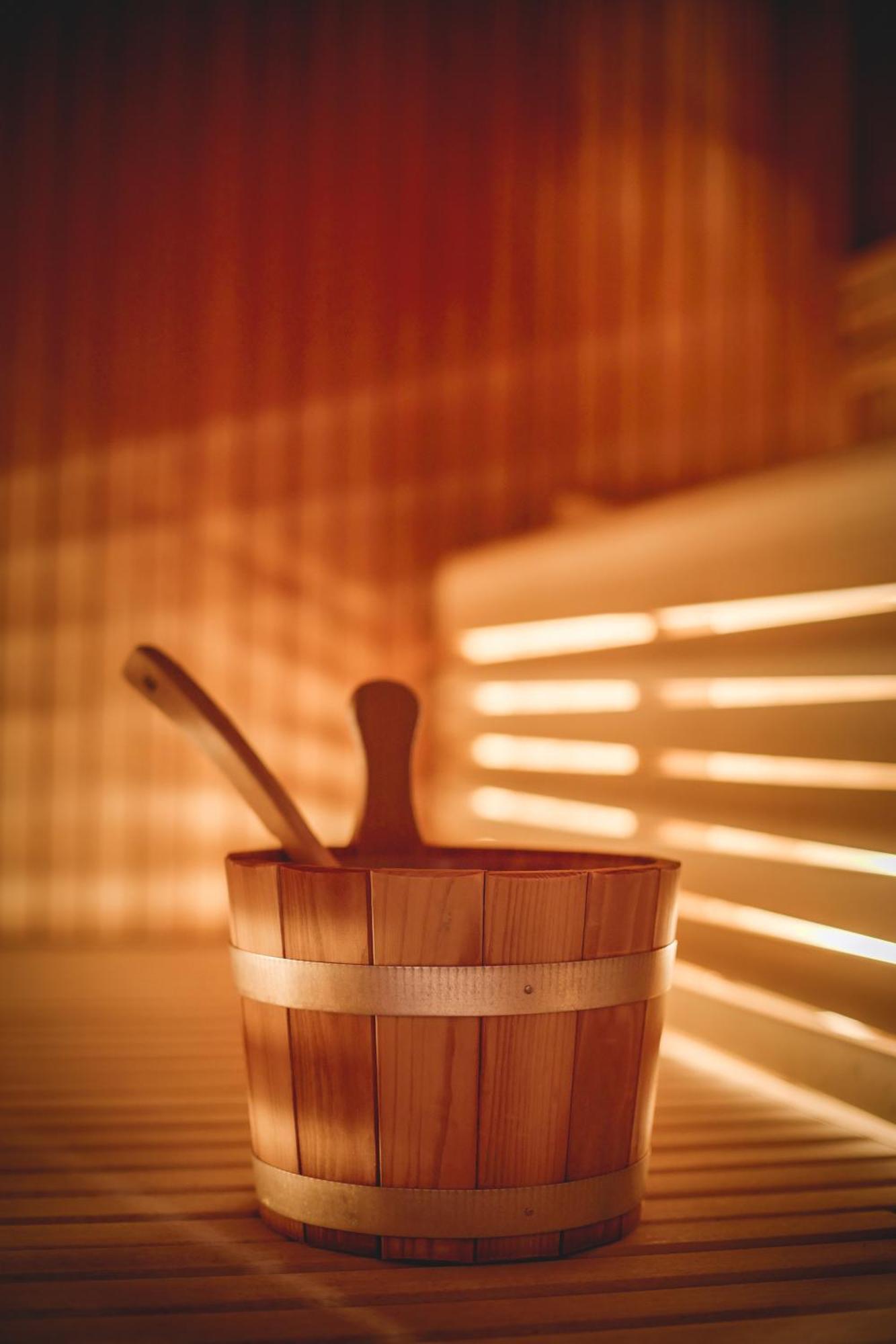 Queen Room Spa Bath