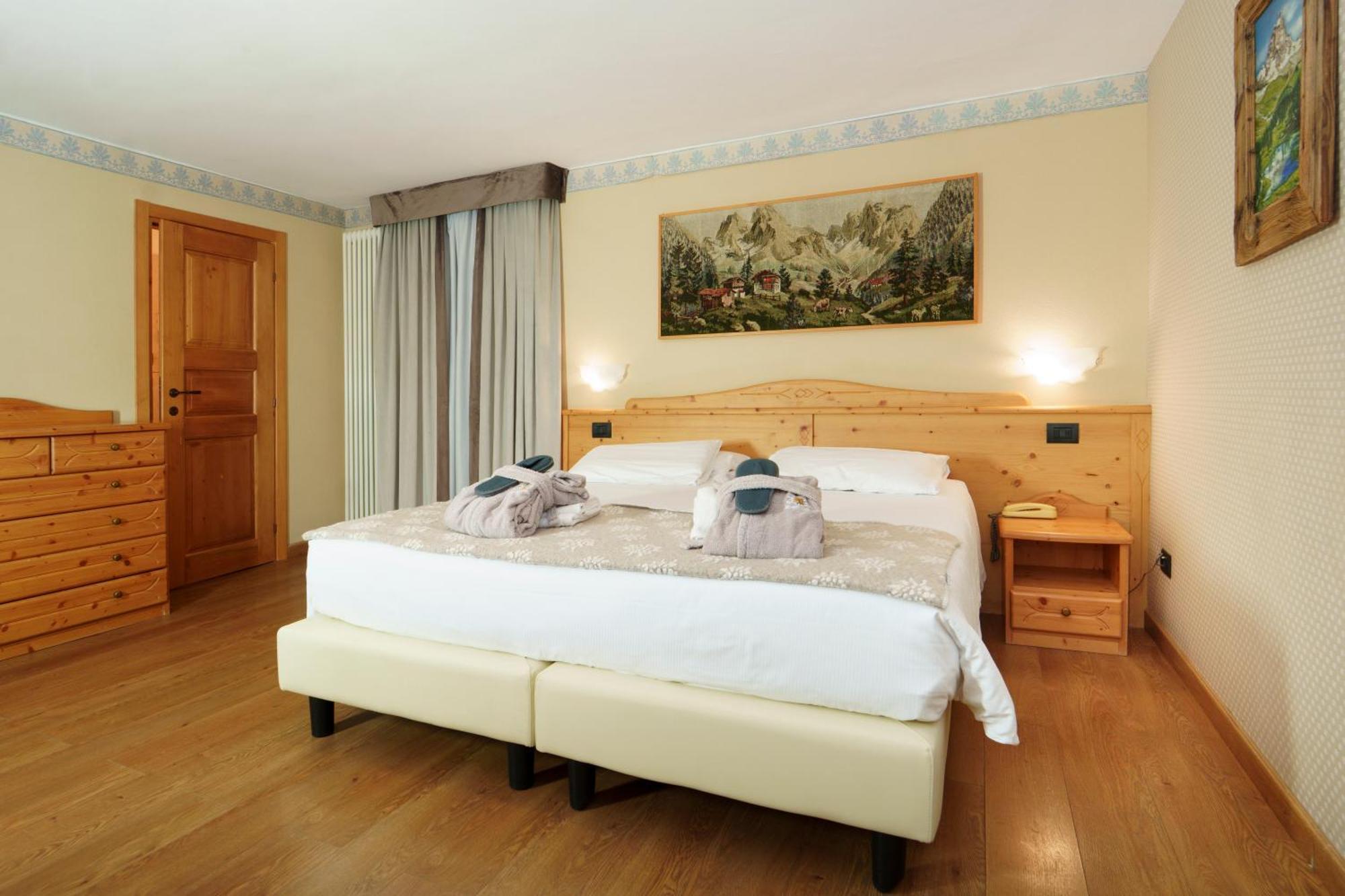 Superior Double or Twin Room